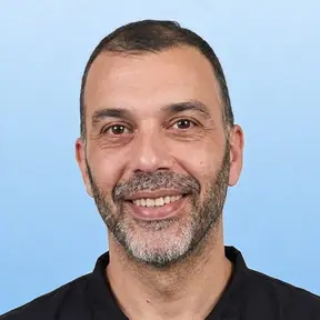 אורן – רופא שיניים