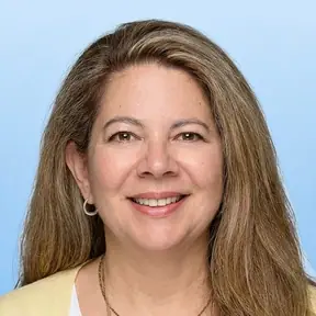 אידה – רופא שיניים