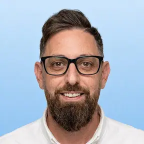 מילאד – רופא שיניים