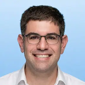 צחי – רופא שיניים