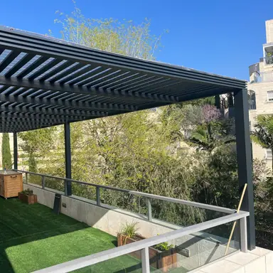 עבודה של צורי, נגר פרגולות ודקים (8)