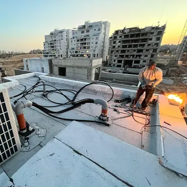 עבודה של אסי, קבלן איטום (16)