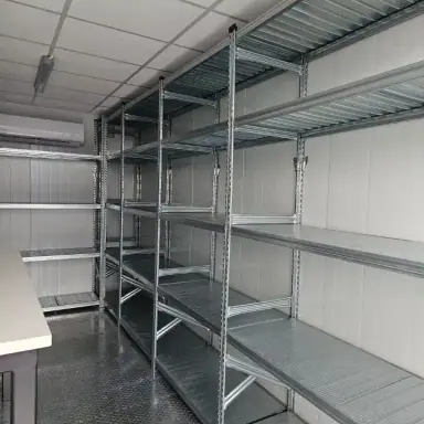 מכולה / מבנה ממכולה ופנים המבנה – מעבודות שי, מבנים יבילים (21)