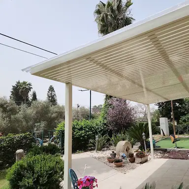 עבודה של מתניה, נגר פרגולות ודקים (3)