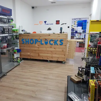 עבודה של צחי, מנעולן (1)