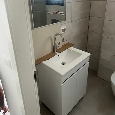 עבודה של מיכאל, צבע (4)