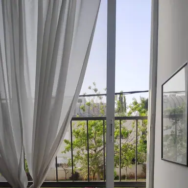 עבודה של אנדריי, מתקין תריסים (4)
