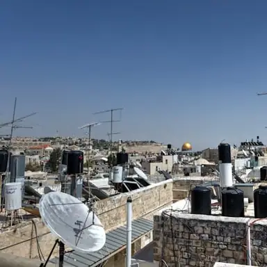 עבודה של ישי, אינסטלטור (9)