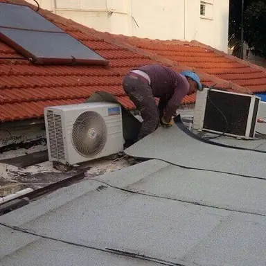 עבודה של משה, קבלן איטום (7)