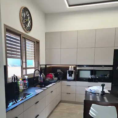 עבודה של יוסף, נגר למטבחים (3)