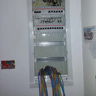 עבודה של גנאדי, חשמלאי (3)