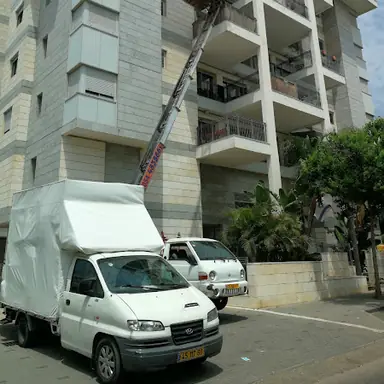 עבודה של קובי, מוביל (1)