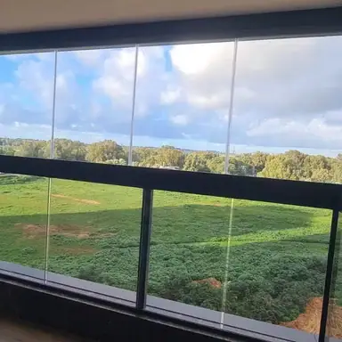 עבודה של יניב, סגירת מרפסת זכוכית (18)