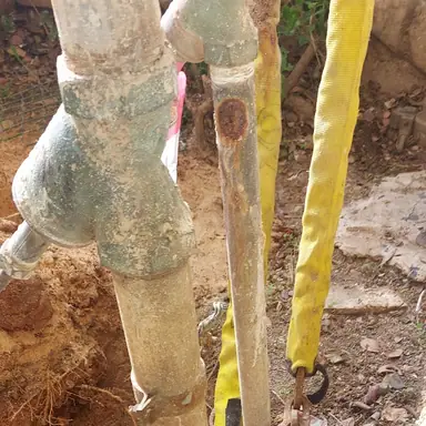 עבודה של קובי, אינסטלטור (22)