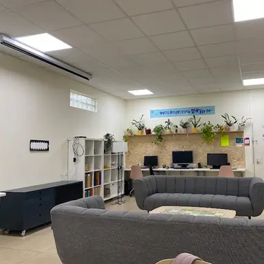 עבודה של דניאל, צבע (5)