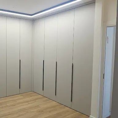 עבודה של ראובן, נגר למטבחים (2)