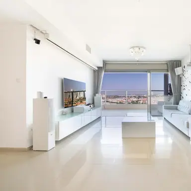 עבודה של חיים, מתווך (1)