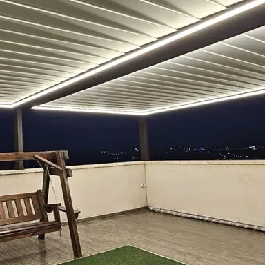 פרגולת אלומיניום, פרגולה עם סנפירים / תריס חשמלי ופרגולה על הגג – מעבודות חיים, מתקין פרגולות אלומיניום (3)