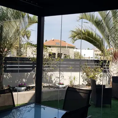 עבודה של שי, סגירת מרפסת זכוכית (21)