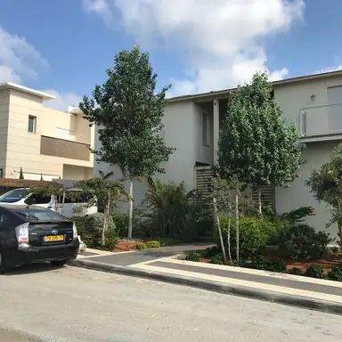 עבודה של אוהד, גנן (1)