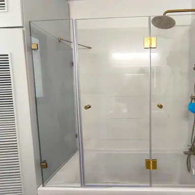 עבודה של בועז, מתקין מקלחונים (7)