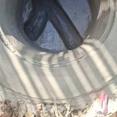 עבודה של דניאל, אינסטלטור (8)