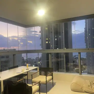 עבודה של אלון, סגירת מרפסת זכוכית (11)