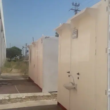 מבנה שירותים ומקלחות, מכולה / מבנה ממכולה וחזית חיצונית – מעבודות תהל, מבנים יבילים (3)