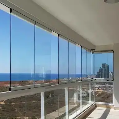 עבודה של יניב, סגירת מרפסת זכוכית (11)