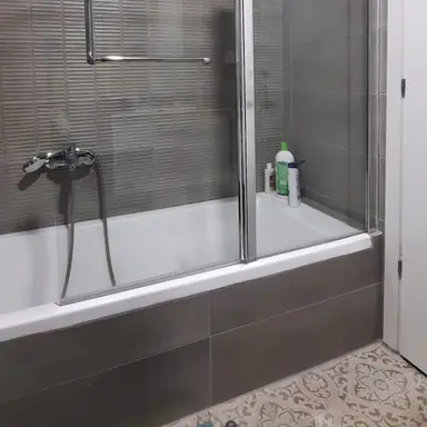 עבודה של אלירן, מתקין מקלחונים (8)