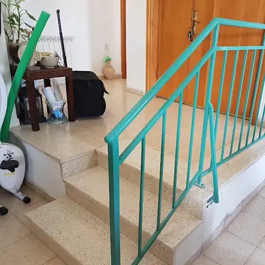 עבודה של אייל, מסגר (3)