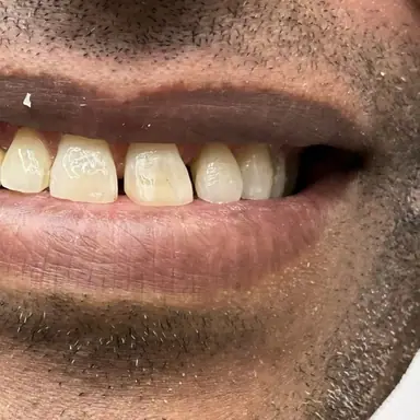 עבודה של דנטל קליניק מרפאת שיניים, רופא שיניים (7)