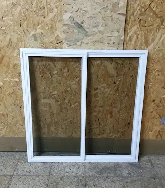 עבודה של ולדי, מתקין תריסים (6)