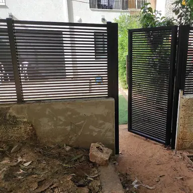 עבודה של איציק, מתקין תריסים (14)
