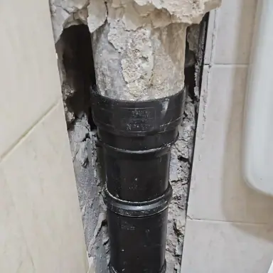 עבודה של יצחק, אינסטלטור (5)