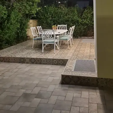 עבודה של ישי, מתקין סוככים (6)