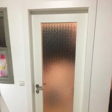 עבודה של ניסים, דלתות פנים (2)