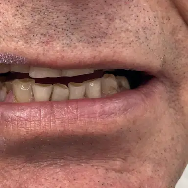 עבודה של דנטל קליניק מרפאת שיניים, רופא שיניים (8)