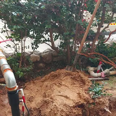 עבודה של קובי, אינסטלטור (21)