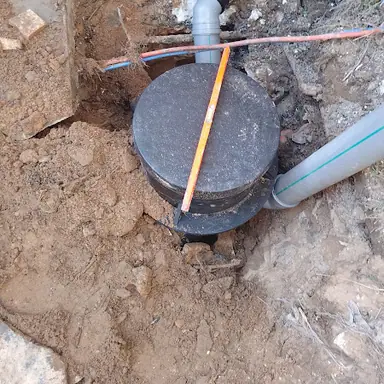 עבודה של אלירן, אינסטלטור (1)