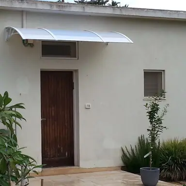 עבודה של גקי, מתקין פרגולות אלומיניום (12)