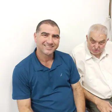 עבודה של מיקי, רופא שיניים (1)