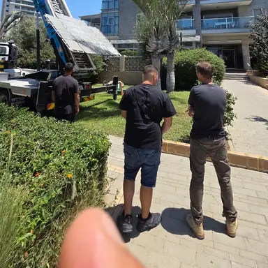 עבודה של גבי, מפעיל מנוף (11)