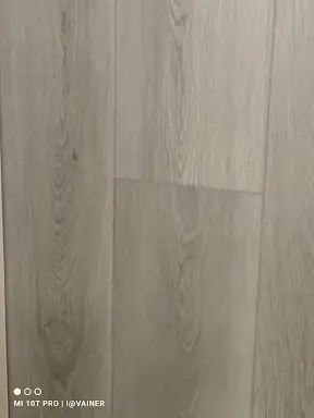 עבודה של מור, מתקין פרקטים (3)