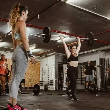 עבודה של גיא, מאמן כושר (5)