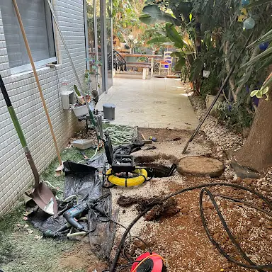 עבודה של אריק, חברת ביובית (17)