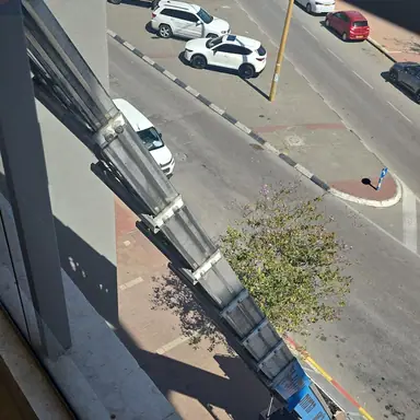 עבודה של גבי, מפעיל מנוף (19)