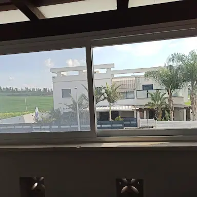 עבודה של אלום ספקטור, סגירת מרפסת זכוכית (13)