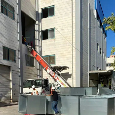 עבודה של רז, מפעיל מנוף (9)