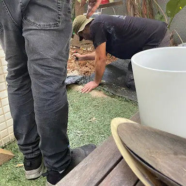 עבודה של אריק, חברת ביובית (19)